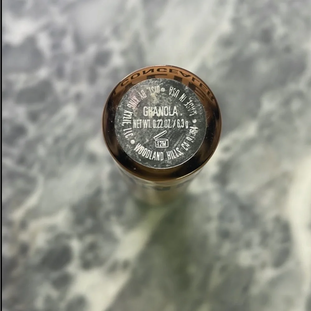 Kylie‎ Cosmetics Concealer Granola